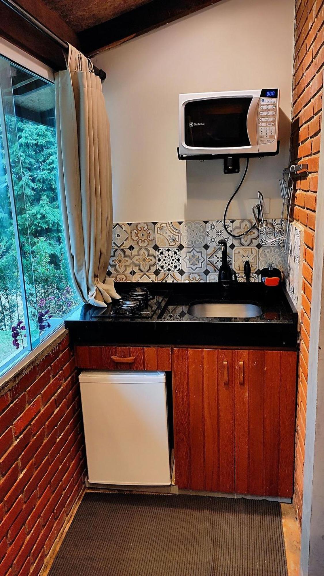 Suite with Private Pool,1733183646:JPEG